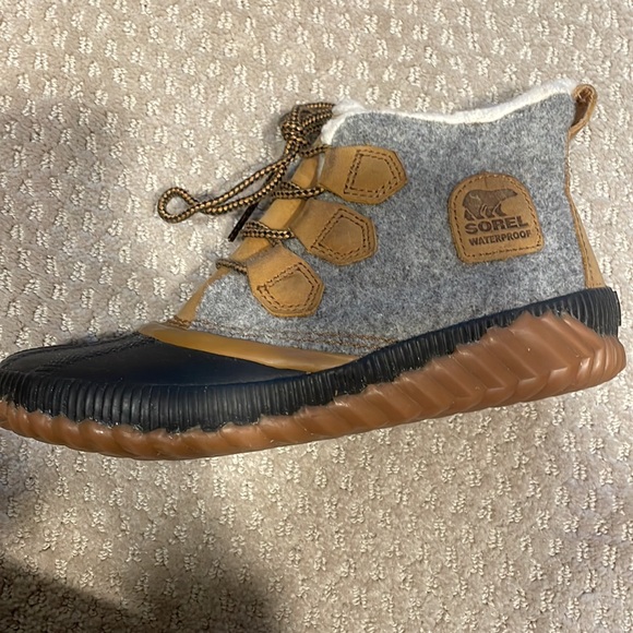 Women sorel boots - Picture 6 of 7